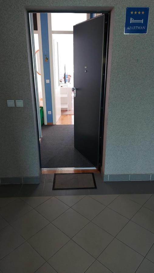 Apartman Ella Apartment Zagreb Exterior foto